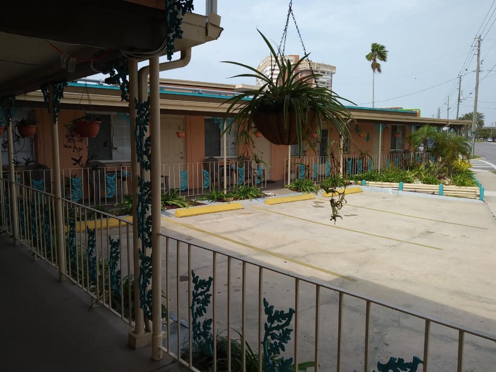 Siesta Motel and Surfside Cabanas Main image