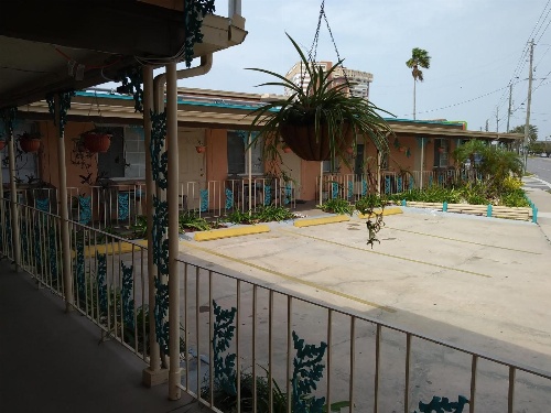 Siesta Motel and Surfside Cabanas image 2