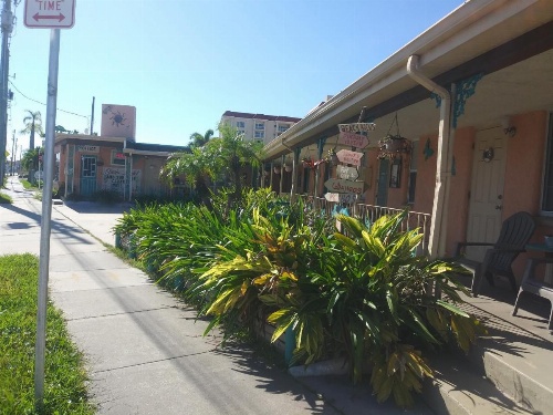 Siesta Motel and Surfside Cabanas image 34